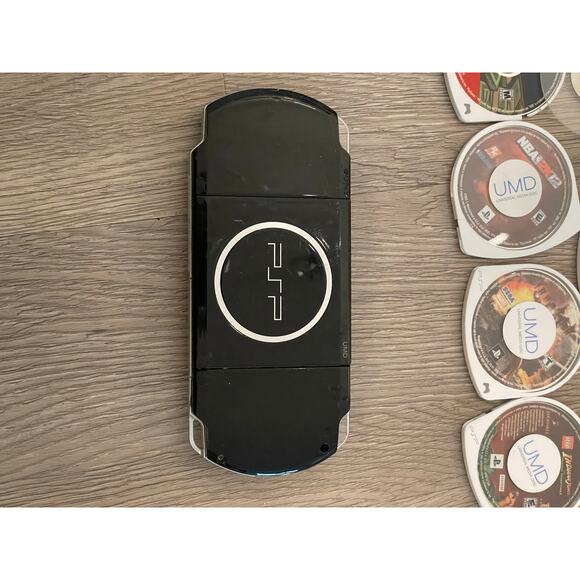 See Desc Sony PSP-3001 PlayStation Portable Lot  Works No charger or battery